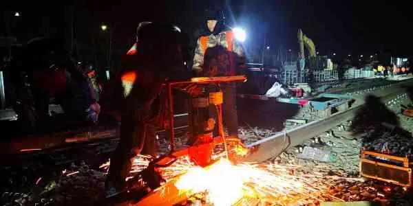 今日頭條、北京日報：13號線清河站撥線工程倒計時，京城地鐵首  次鋪上樹脂軌枕