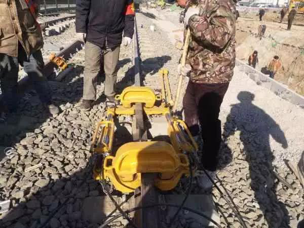 今日頭條、北京日報：13號線清河站撥線工程倒計時，京城地鐵首  次鋪上樹脂軌枕